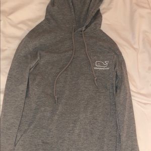 gray vineyard vines hoodie